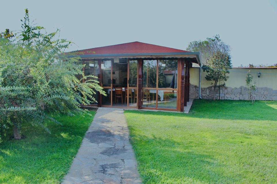Ezerets Guest House Anita Extérieur photo